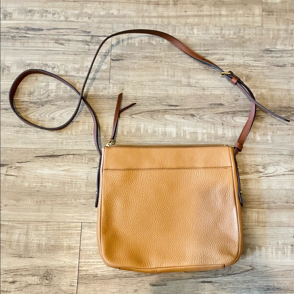Fossil Tan Pebbled Leather Crossbody - Like NEW!